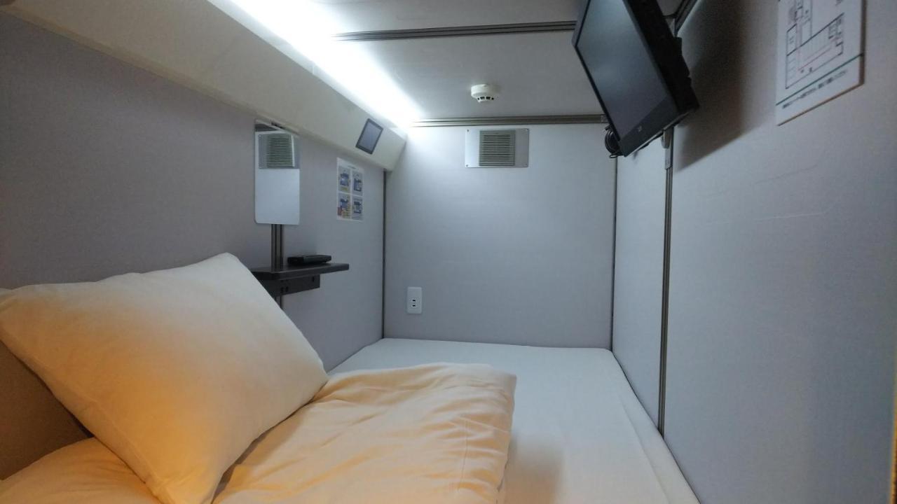 Kobe Capsule Hotel Seki Exterior foto